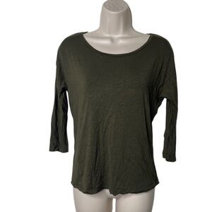 MaxMara Boat Neck Basic top 3/4 Sleeve in olive green . Size S